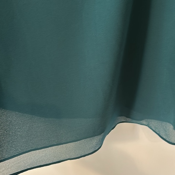 Green Blouse - Picture 2 of 5